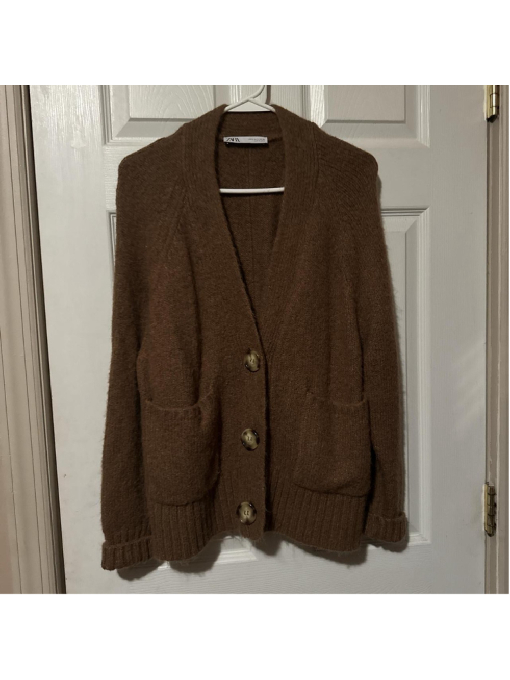 Zara brown cardigan with pockets #cozy #knitwear